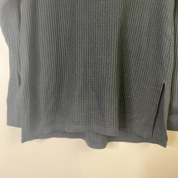 Abercrombie & Fitch BUNDLE of TWO Waffle Knit Shirts - Button Front & Crewneck - Picture 10 of 14